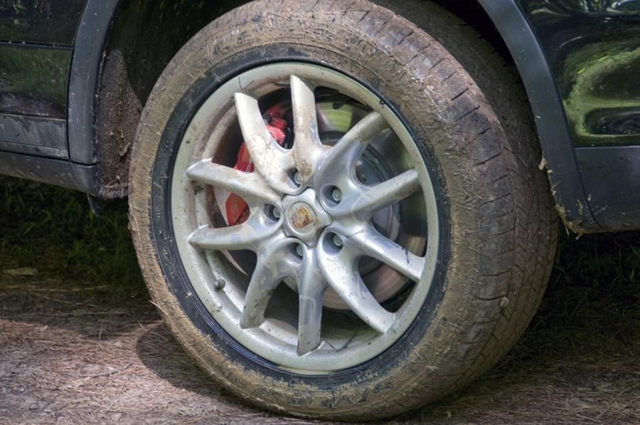  Porsche Cayenne 2011 года  (фото 84 из 107)